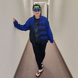 Vintage Adidas Blue & Black Windbreaker Jacket – Retro 90s Style